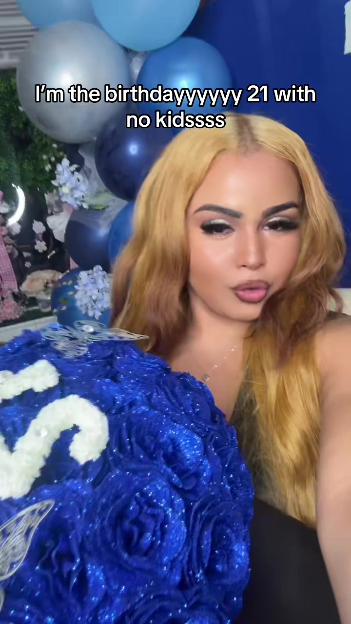 @krystlebabyyy