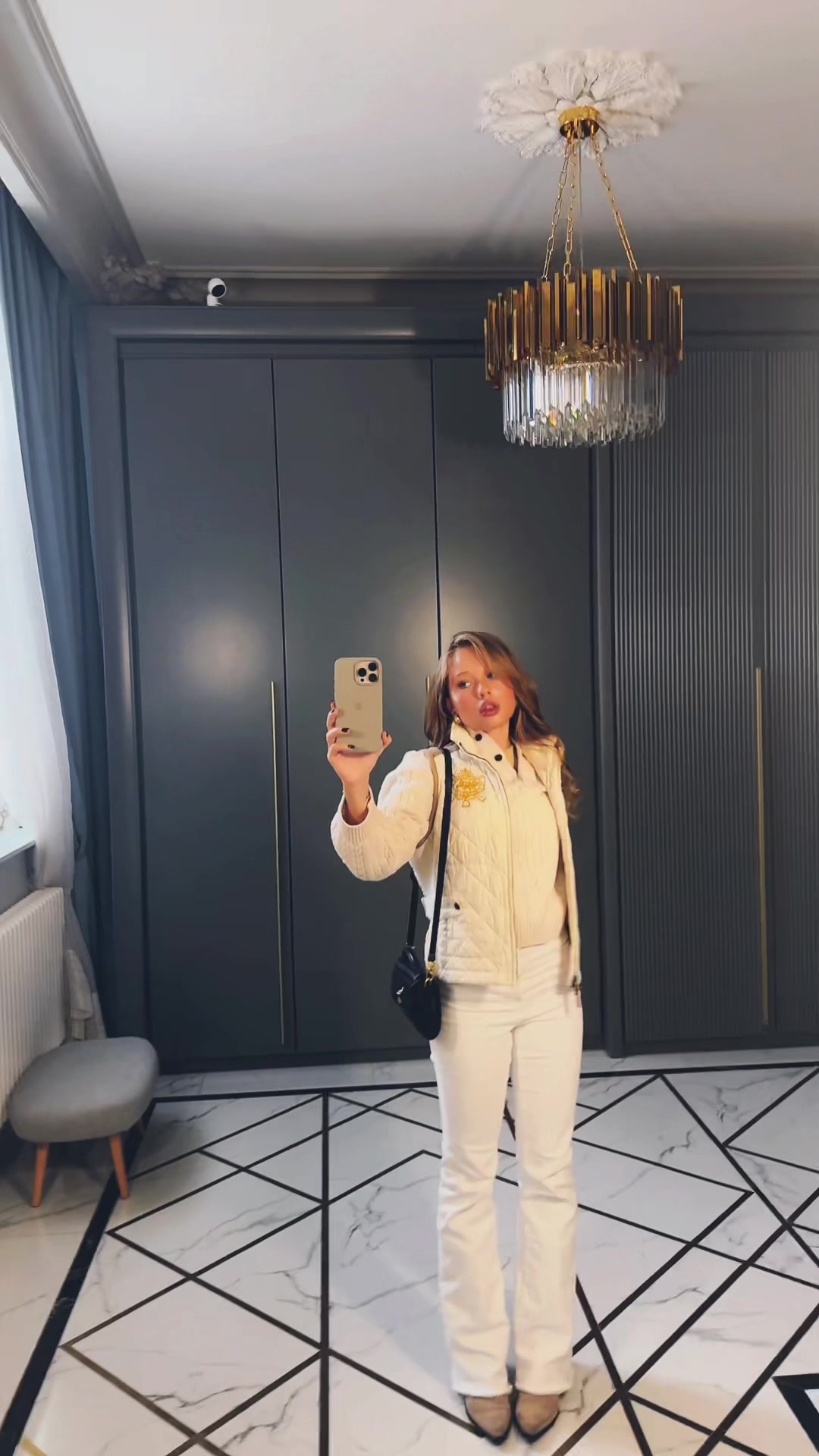 @Barbara🧿