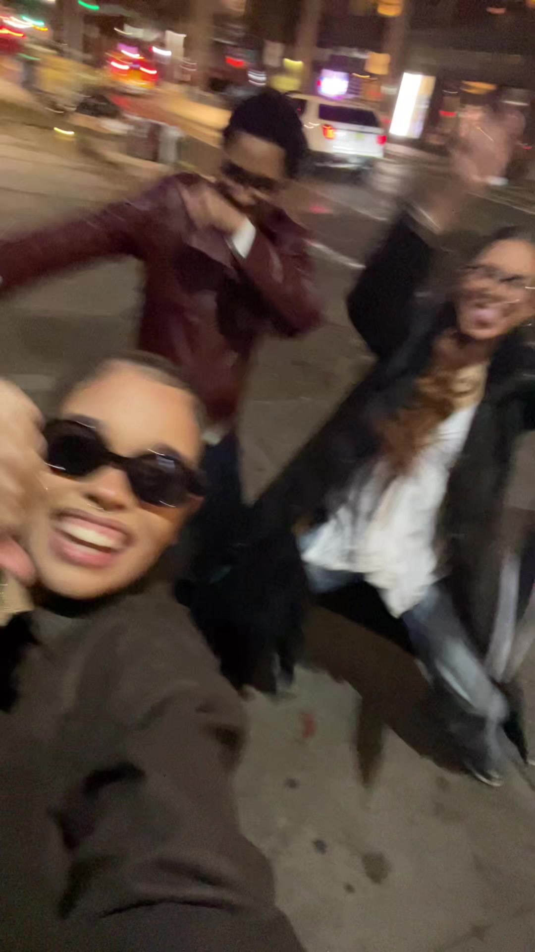 @Naomi🍒