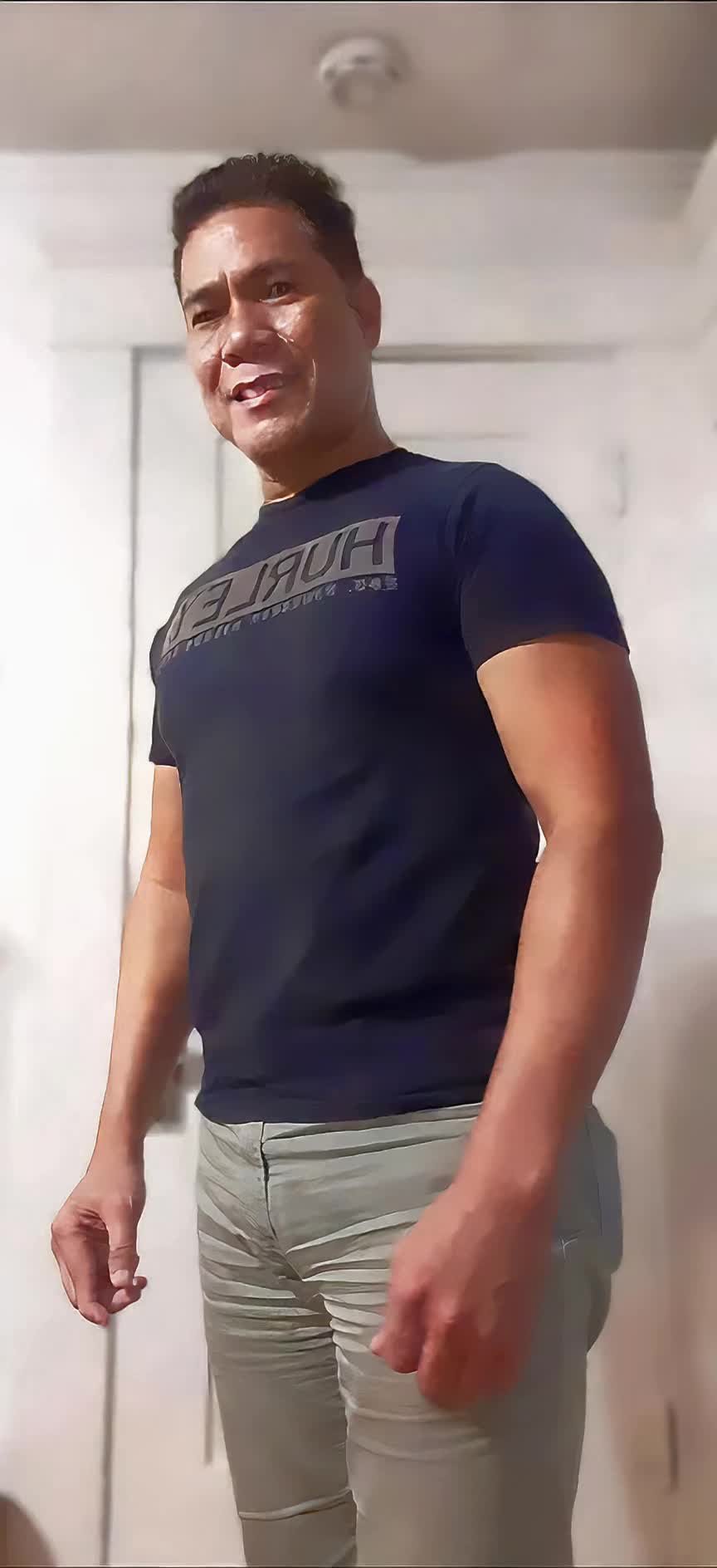 @Kneeroh
