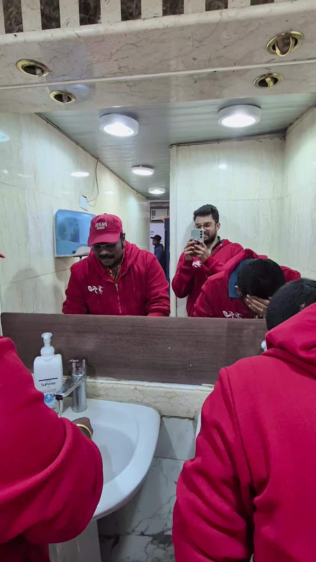 @smilestar @Nani@
