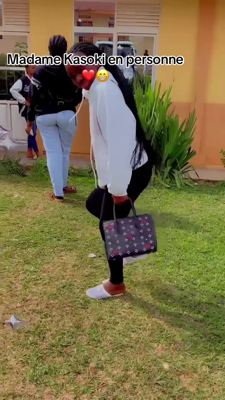 @Madame Kasoki 🇨🇩MK🇨🇬👩🎓