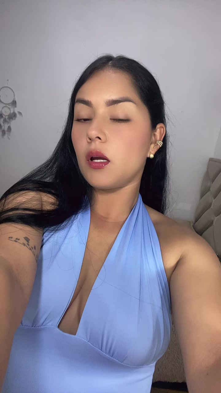 @Lorena .te sigue