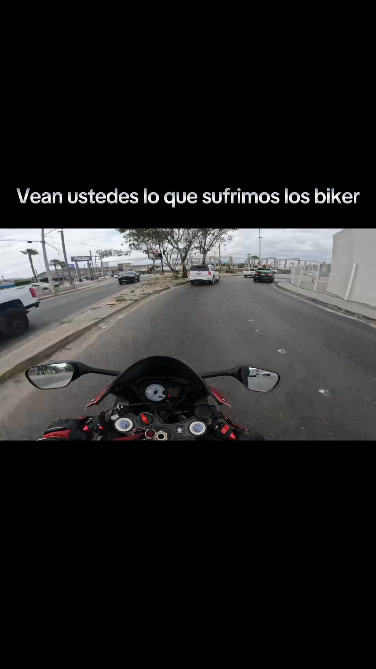 @lasuzukiroja