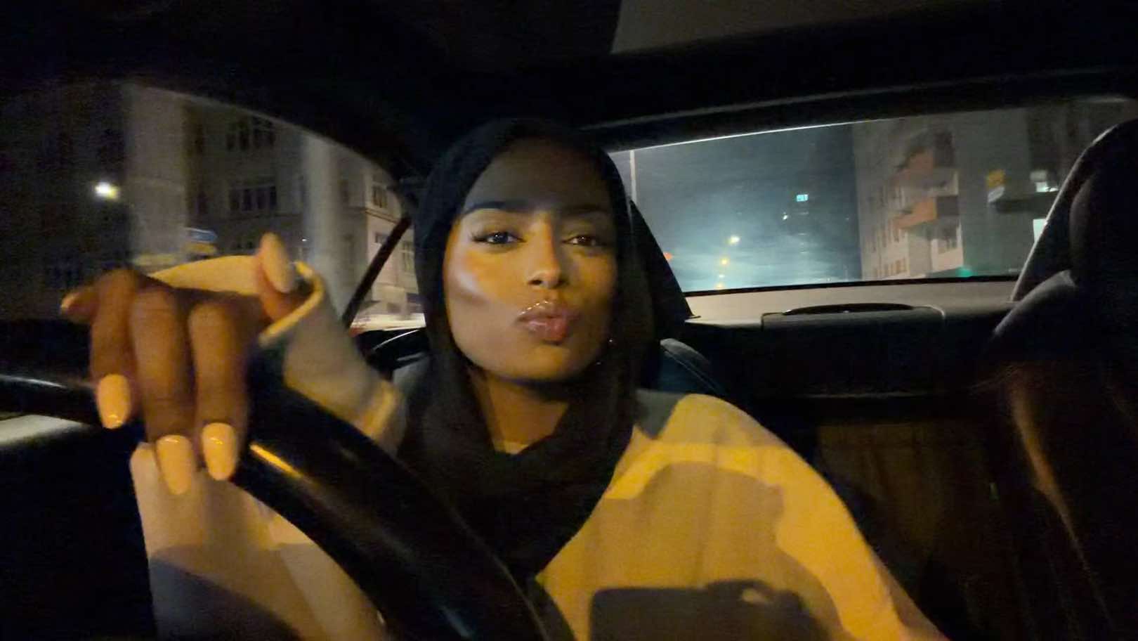 @wolfieaziza