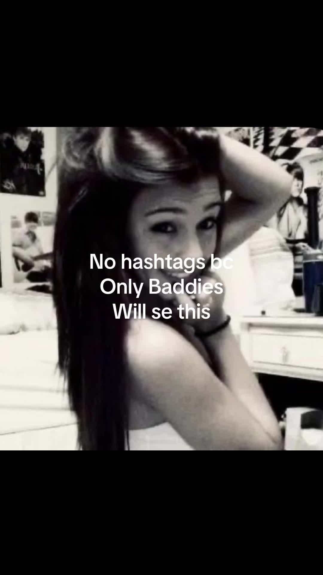 @???