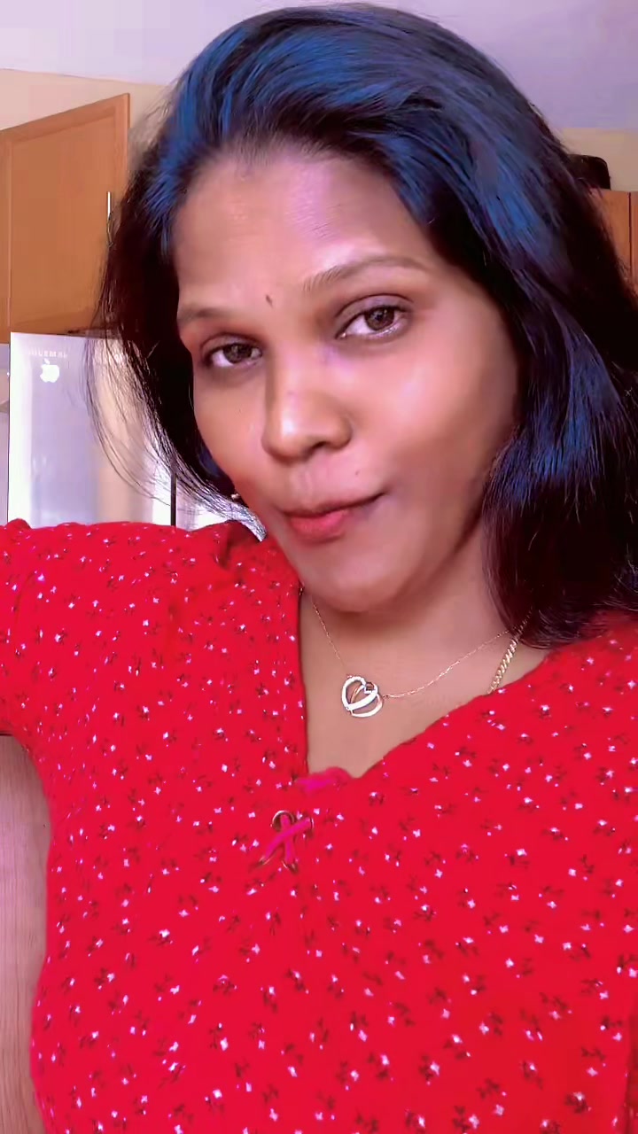 @GaYaThRI❤️ MaNiKAnDaN ❤️🇨🇦☃️