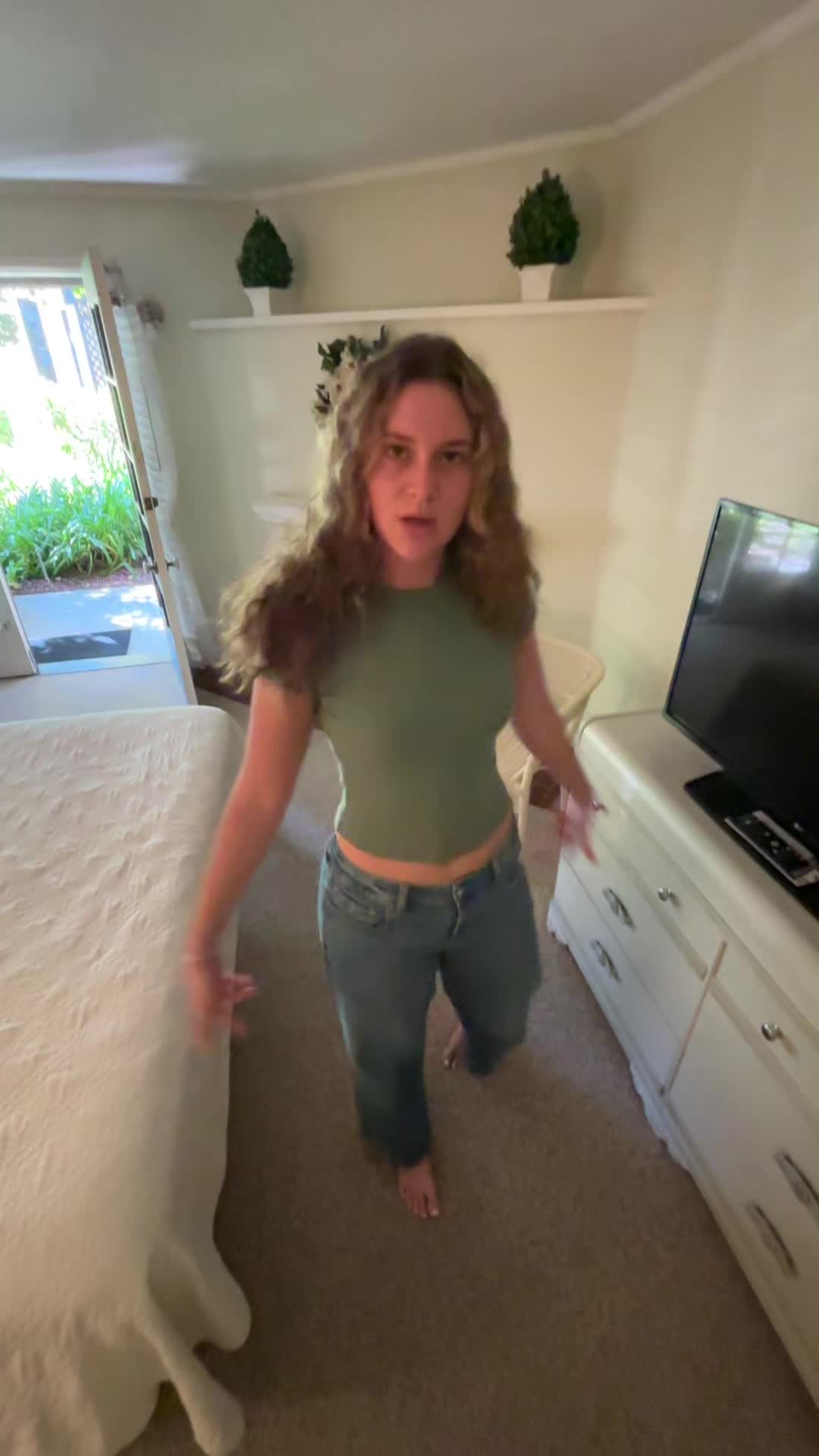 @queefmaster2883