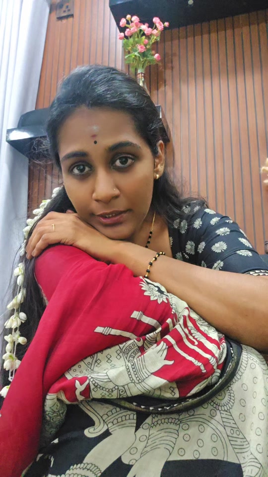 @கறுப்பின் காதலி 🍂🖤