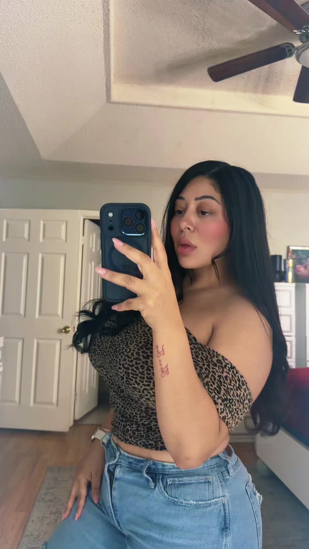 @StephanieeV
