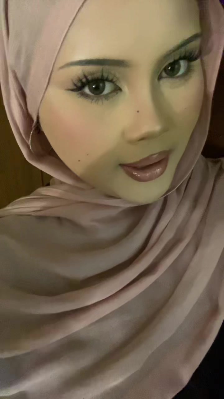 @فاطمة