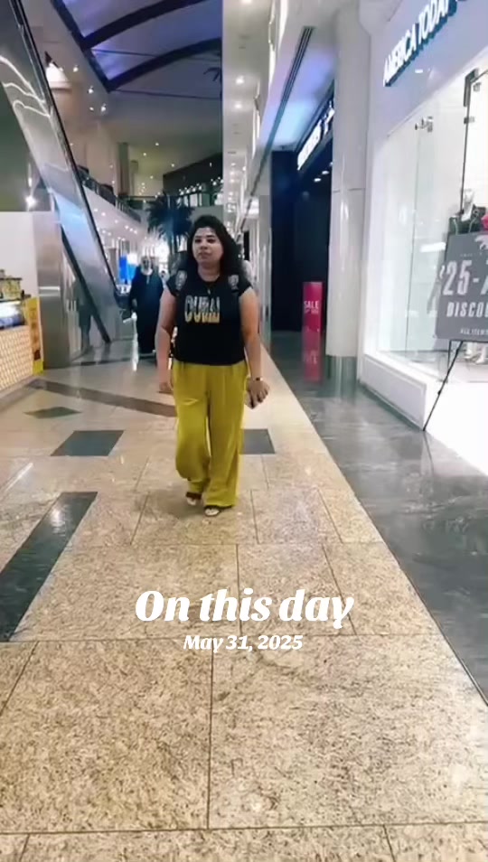 @Mayu Radhi🇱🇰&🇦🇪