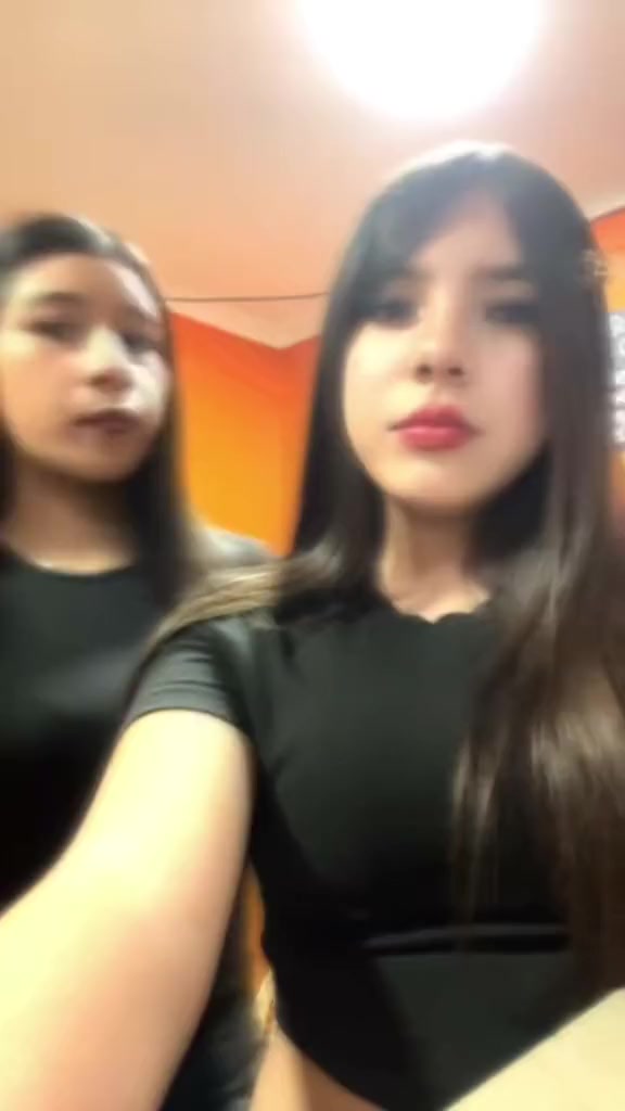 @deyaaniira_