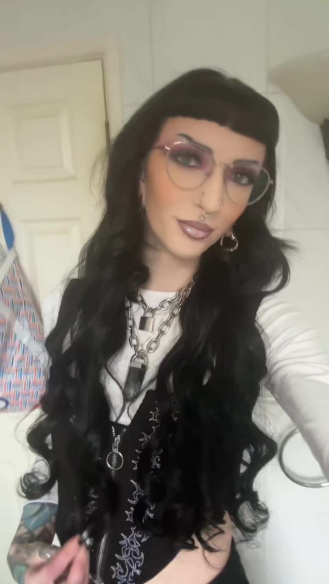 @𝕮𝖍𝖑𝖔𝖊 🖤
