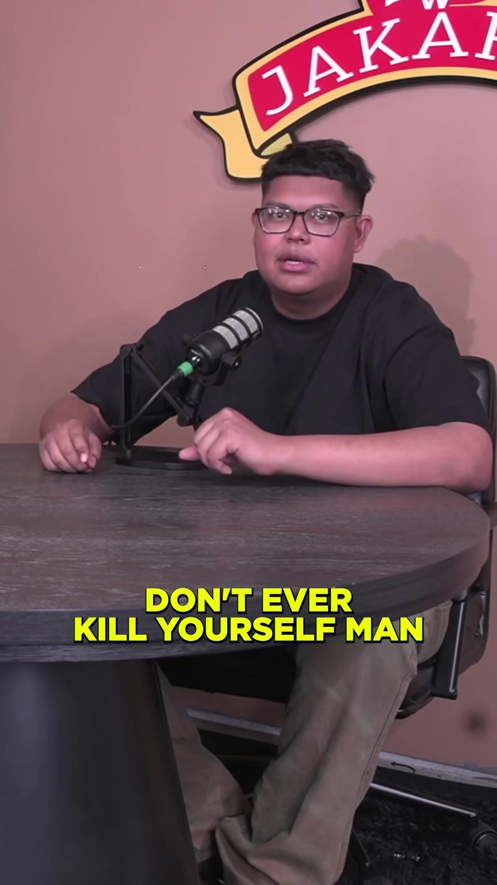@DoKnows_