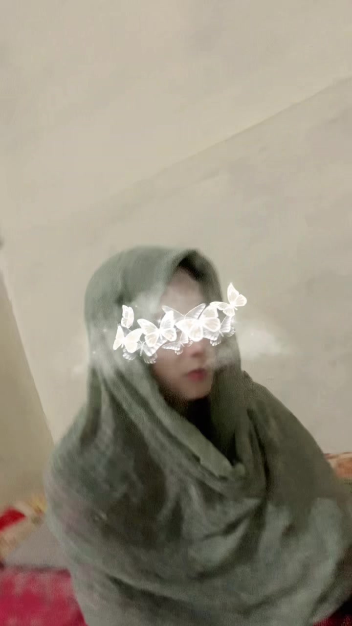 @ℚ𝕦𝕖𝕖𝕟 𝕠𝕗 𝕧𝕚𝕝𝕝𝕒𝕘𝕖