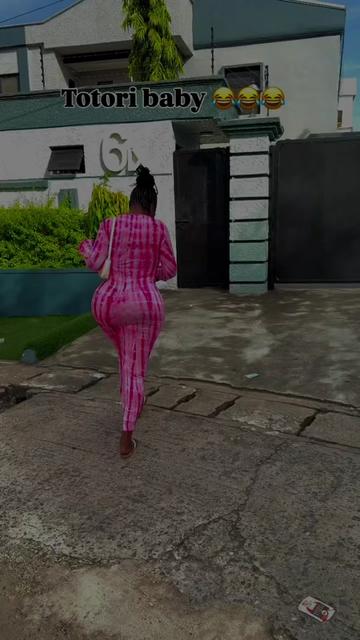 @Tessa T🍫🫦