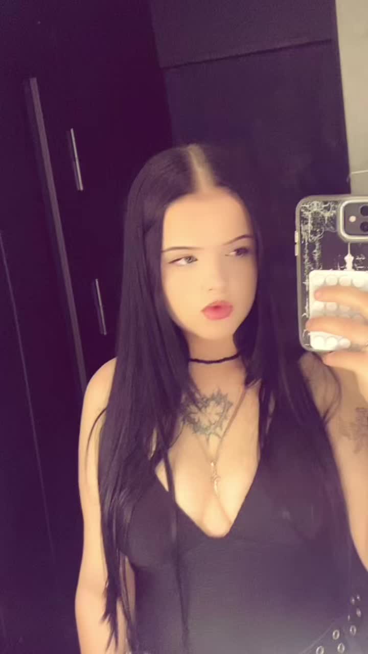 @Маленька