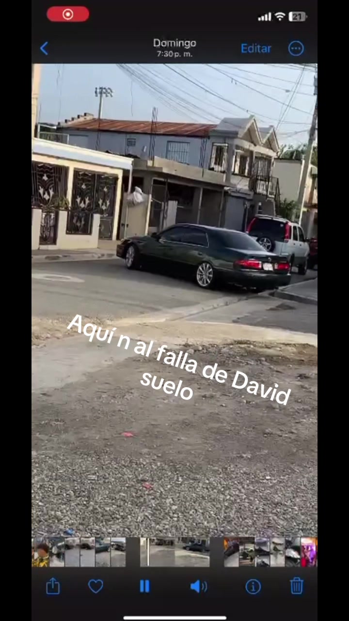 @El Pollito