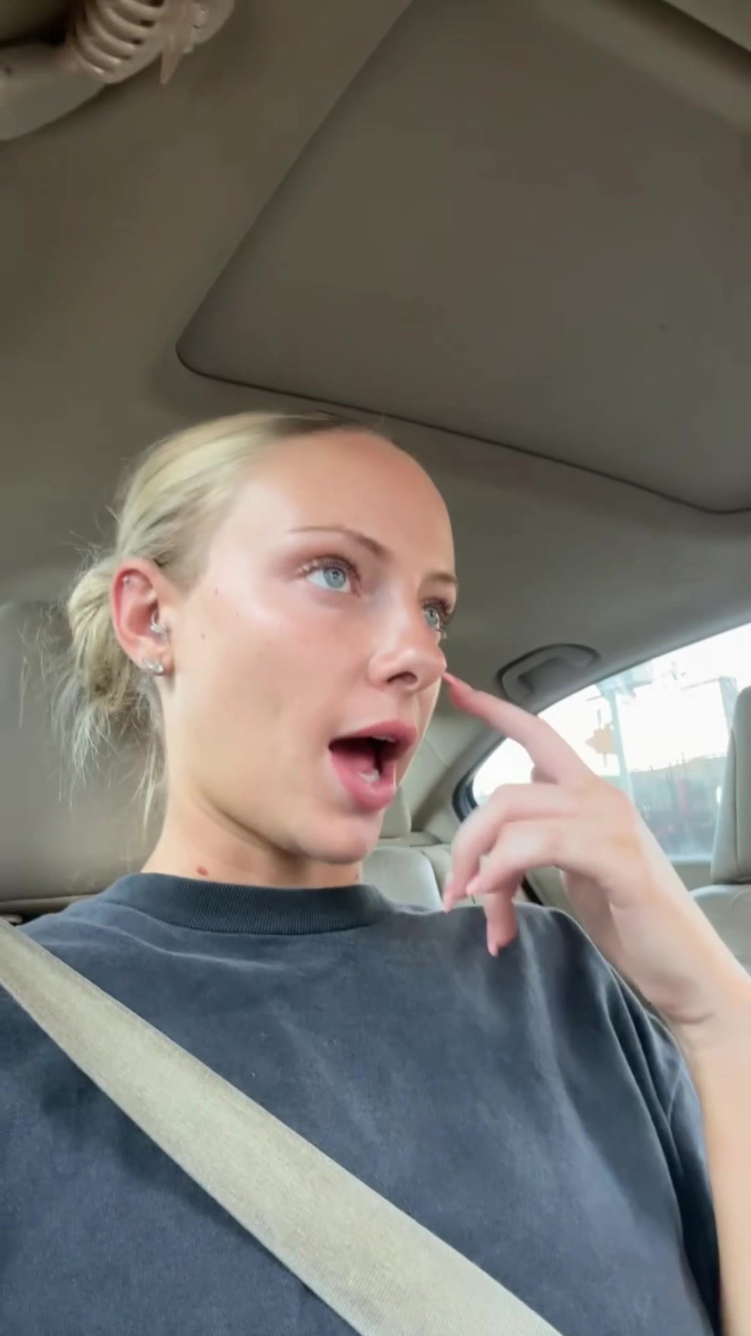 @avetaylo