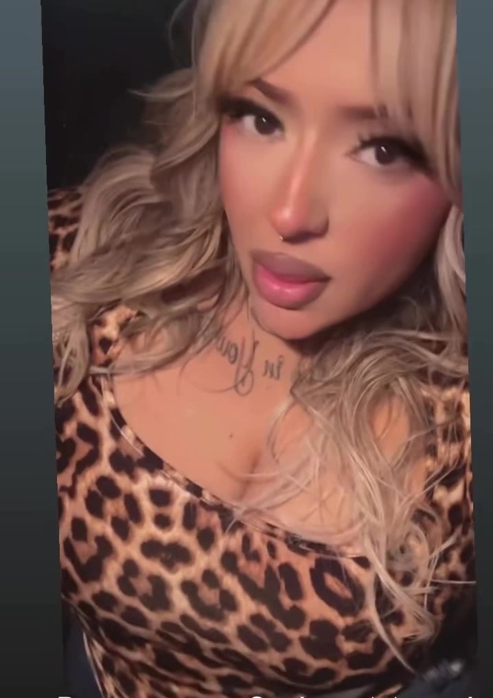 @Lala