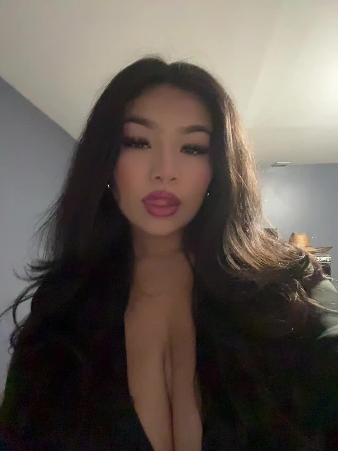 @𝓃𝒶𝓎𝑒𝓁𝒾