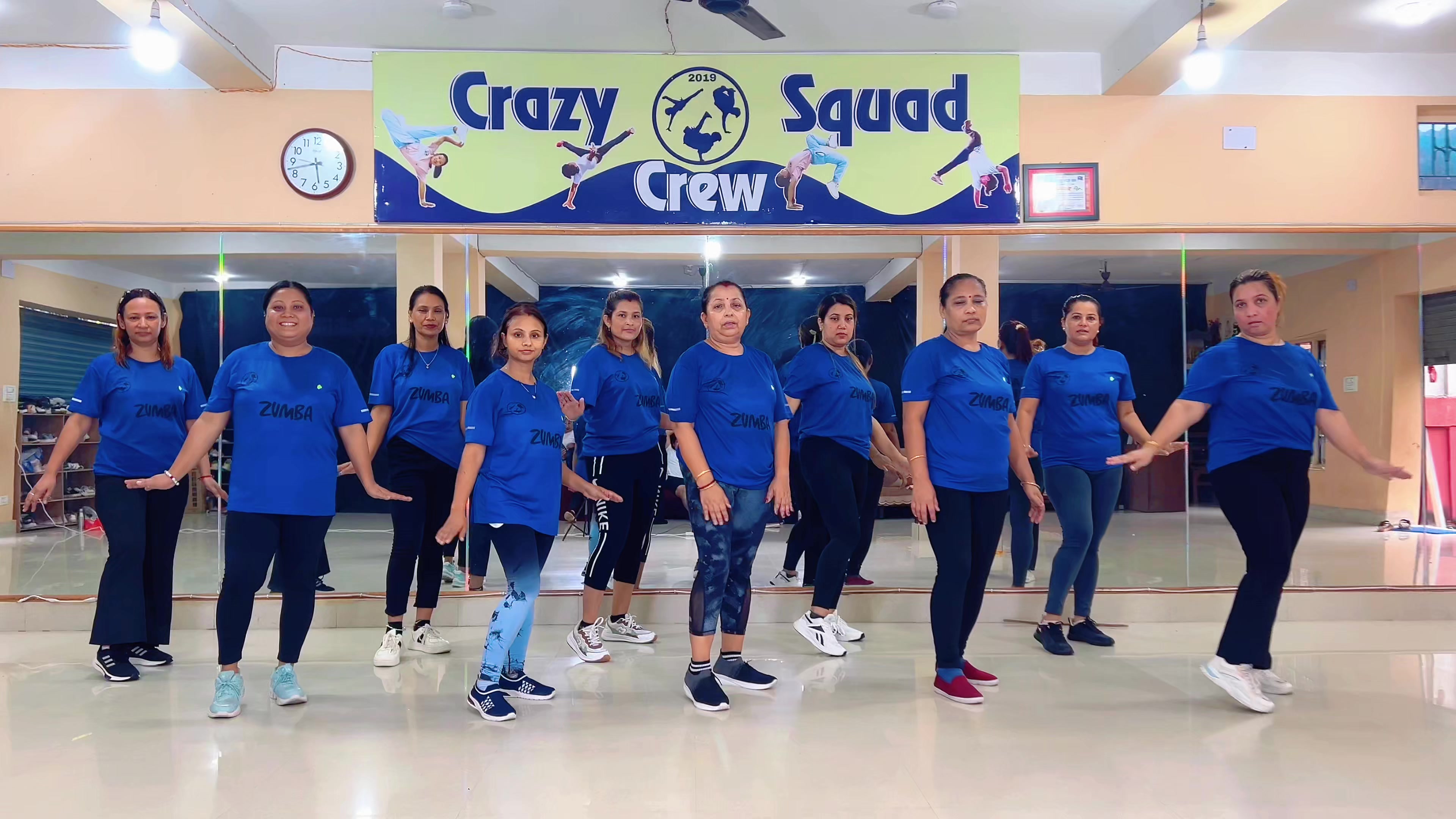 @Crazy Squad Crew