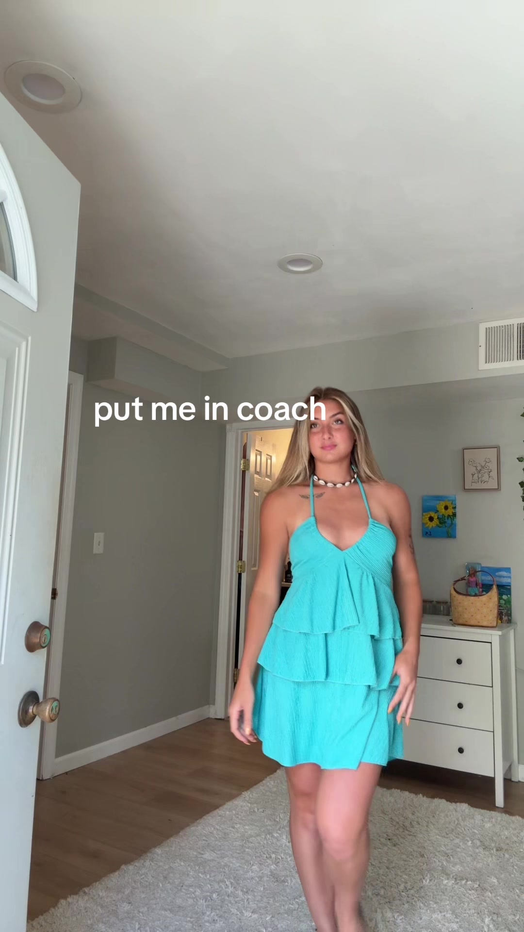 @Lindsay Sentochnik