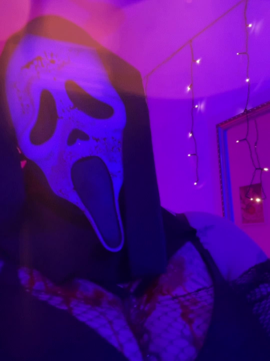 @{~Mrs_GhostFace~}