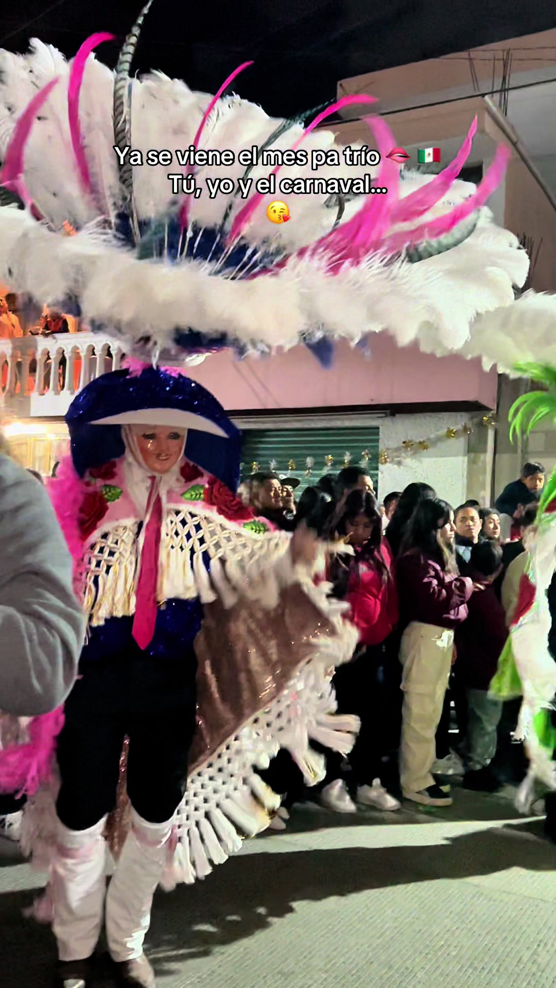 @Rive La Carnavalera ݁⋆ ★ ˚。⋆