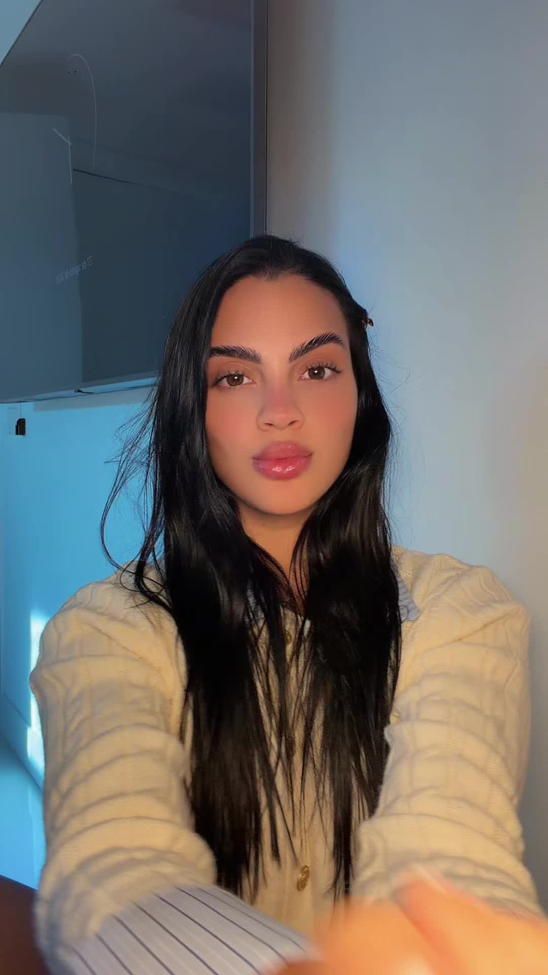 @Melii