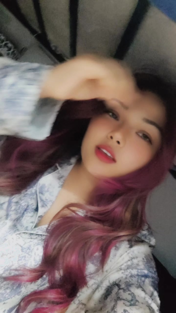 @이즘리티☠🐼