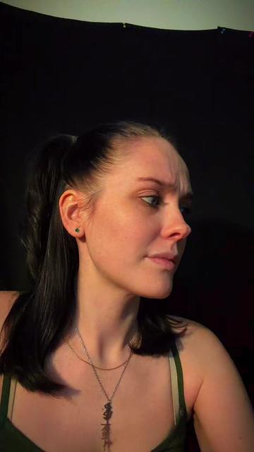 @💜KatieBug🥀🖤