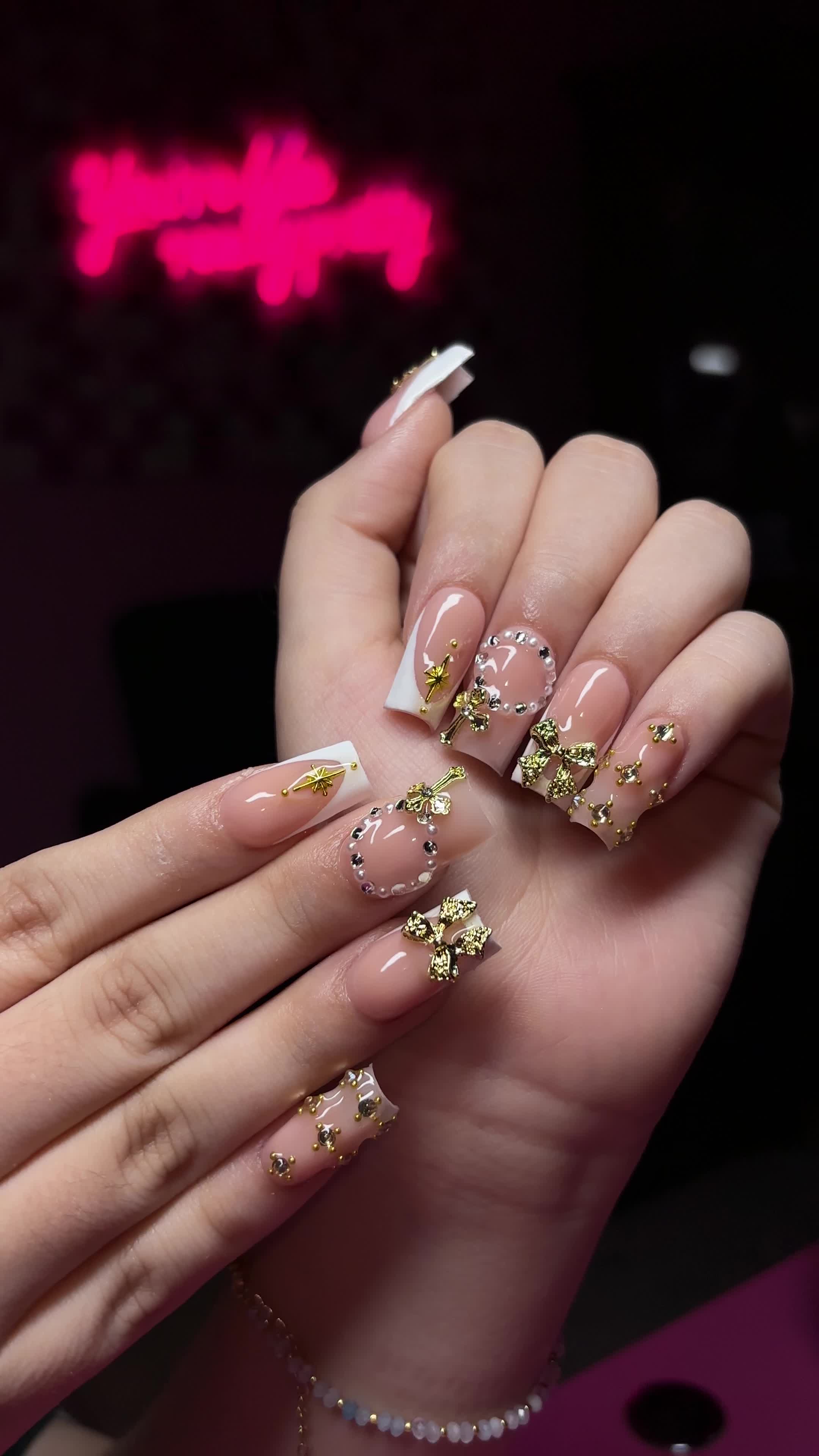 @davely’s nails🩷