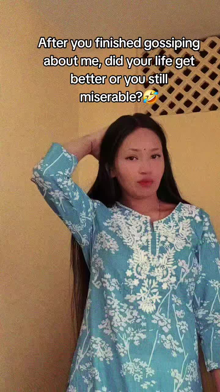 @𝓡𝓸𝔃𝔂🥰
