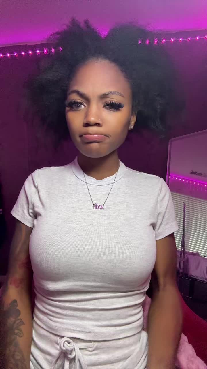 @Kayla🎀
