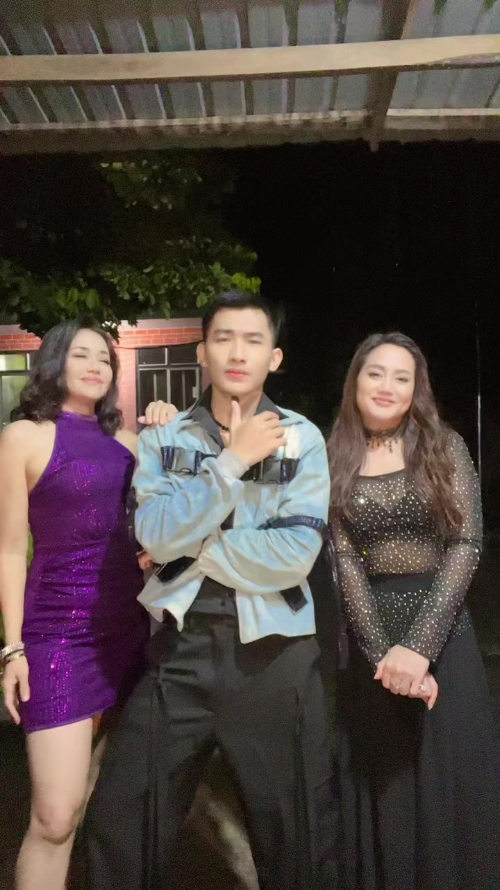 @Pwint Nadi Maung