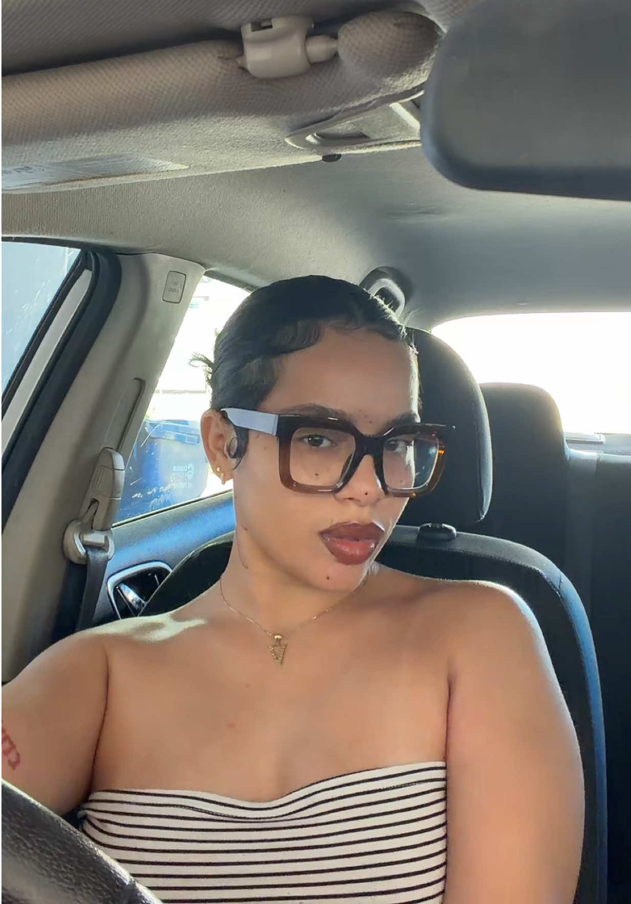@Victoriavsqz