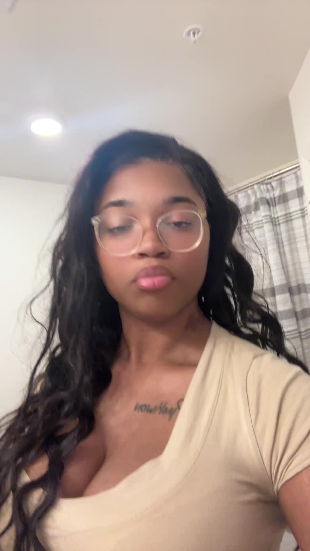 @Ash Nicole 🩵