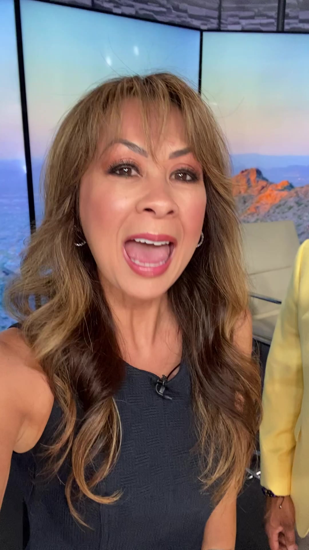 @12newsaz