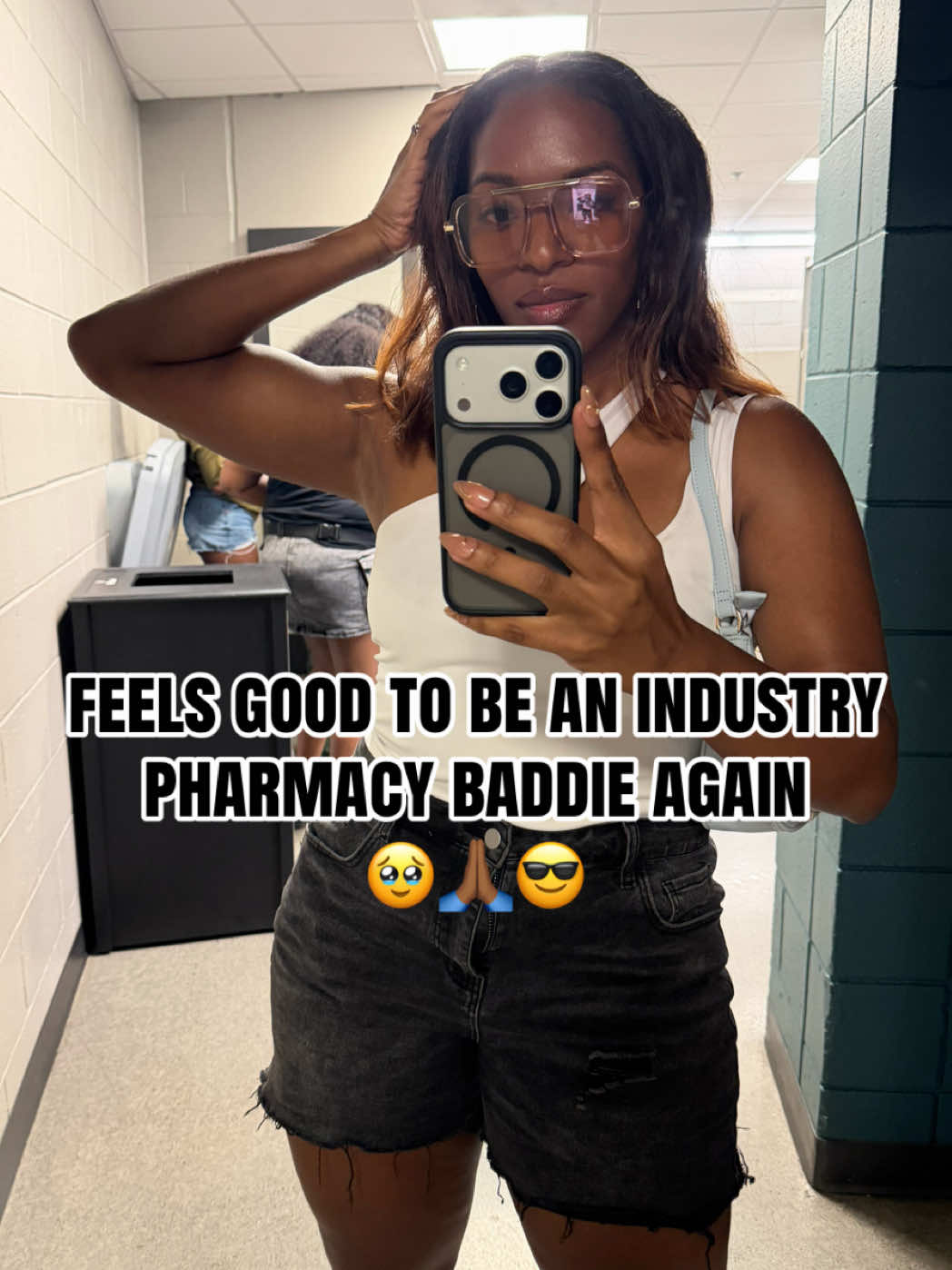 @Dr. Meg, PharmD 💊✍🏾