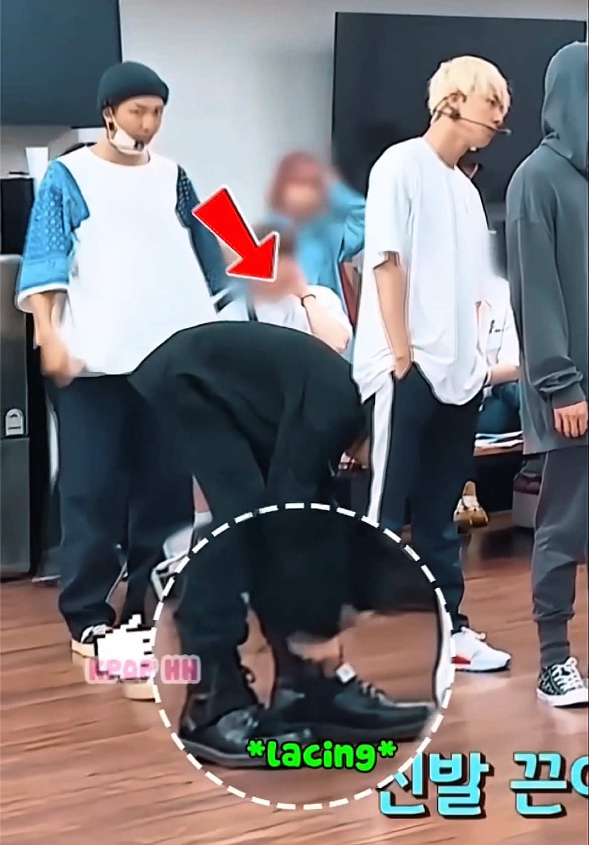 @KpopIdolMoments