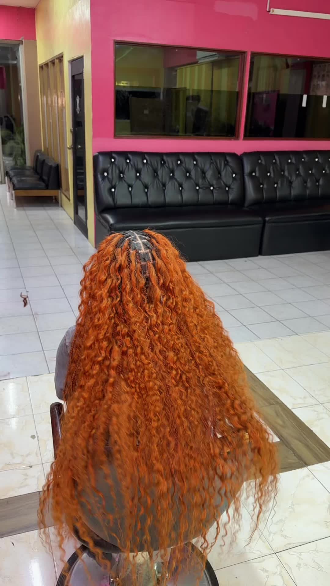 @Sharii | Wig Influencer