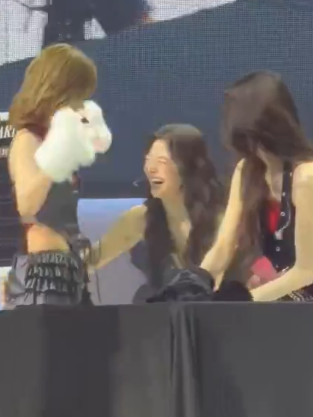 @bloomitzy