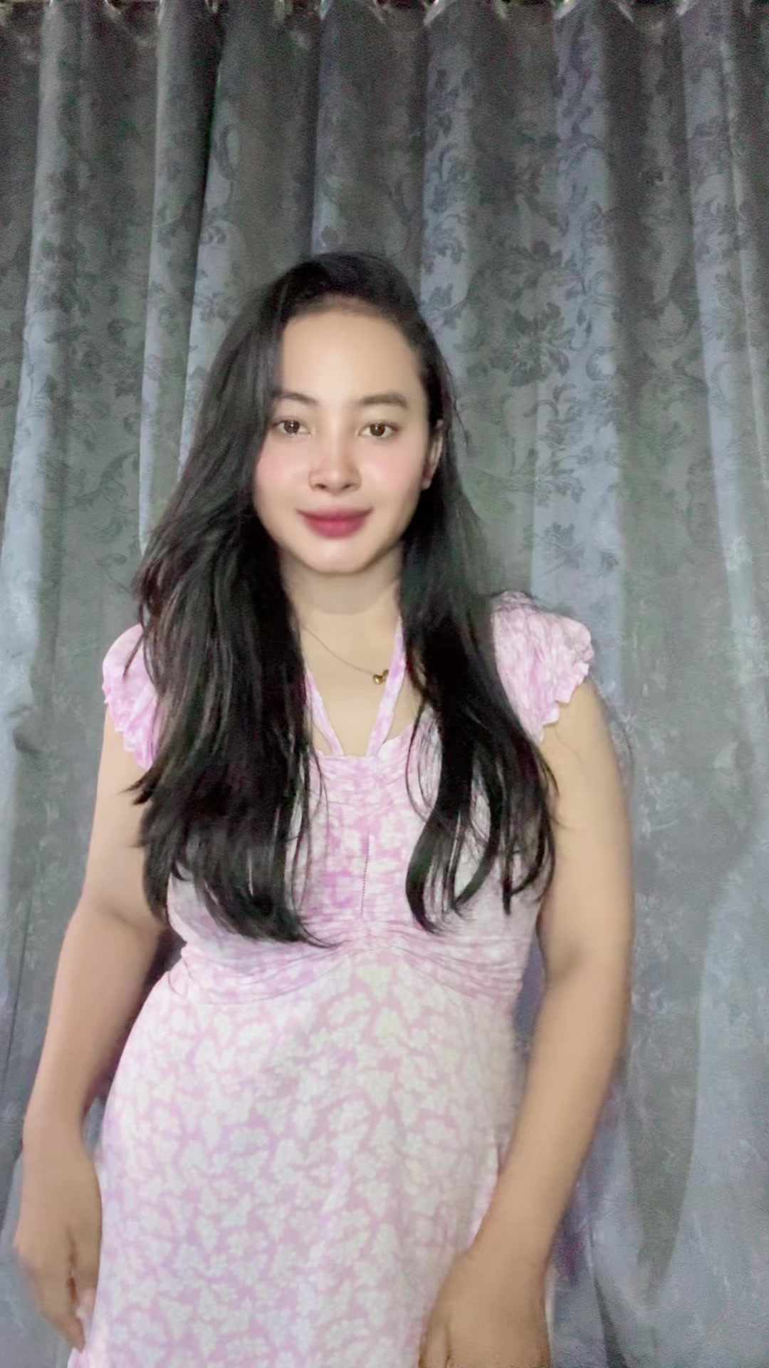 @Tania_