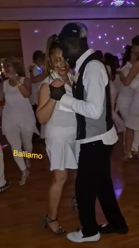 @Monia&Dance