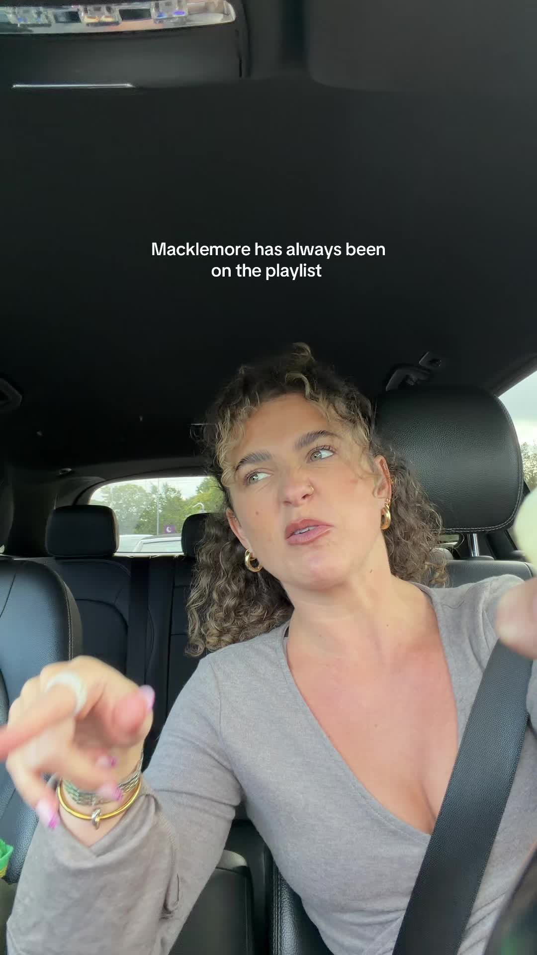 @elbuckles