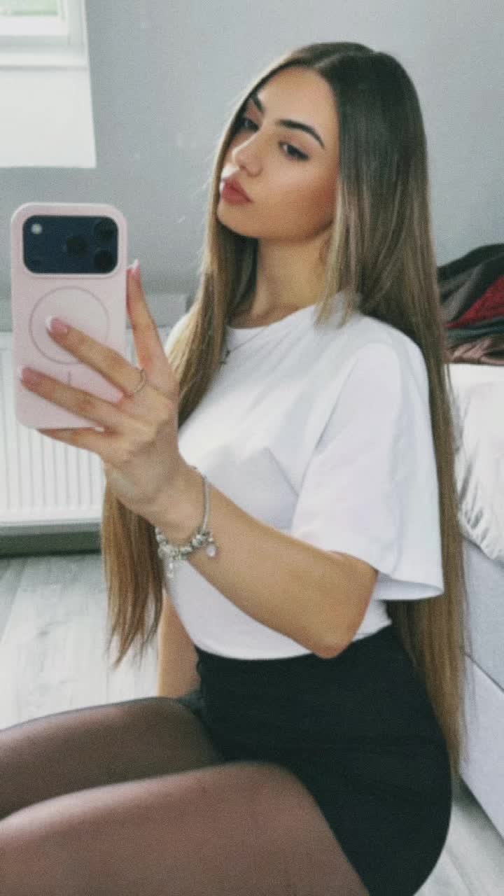 @Марија