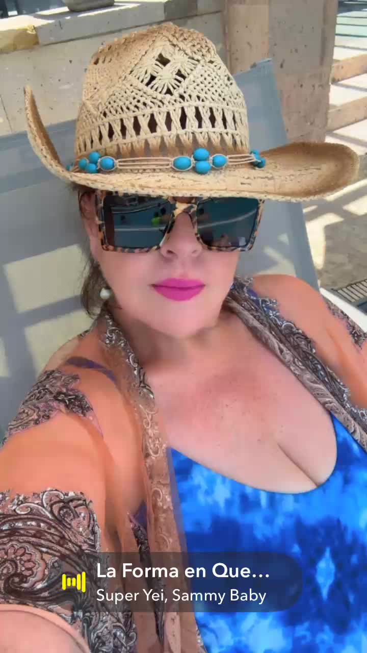 @laurabanda26