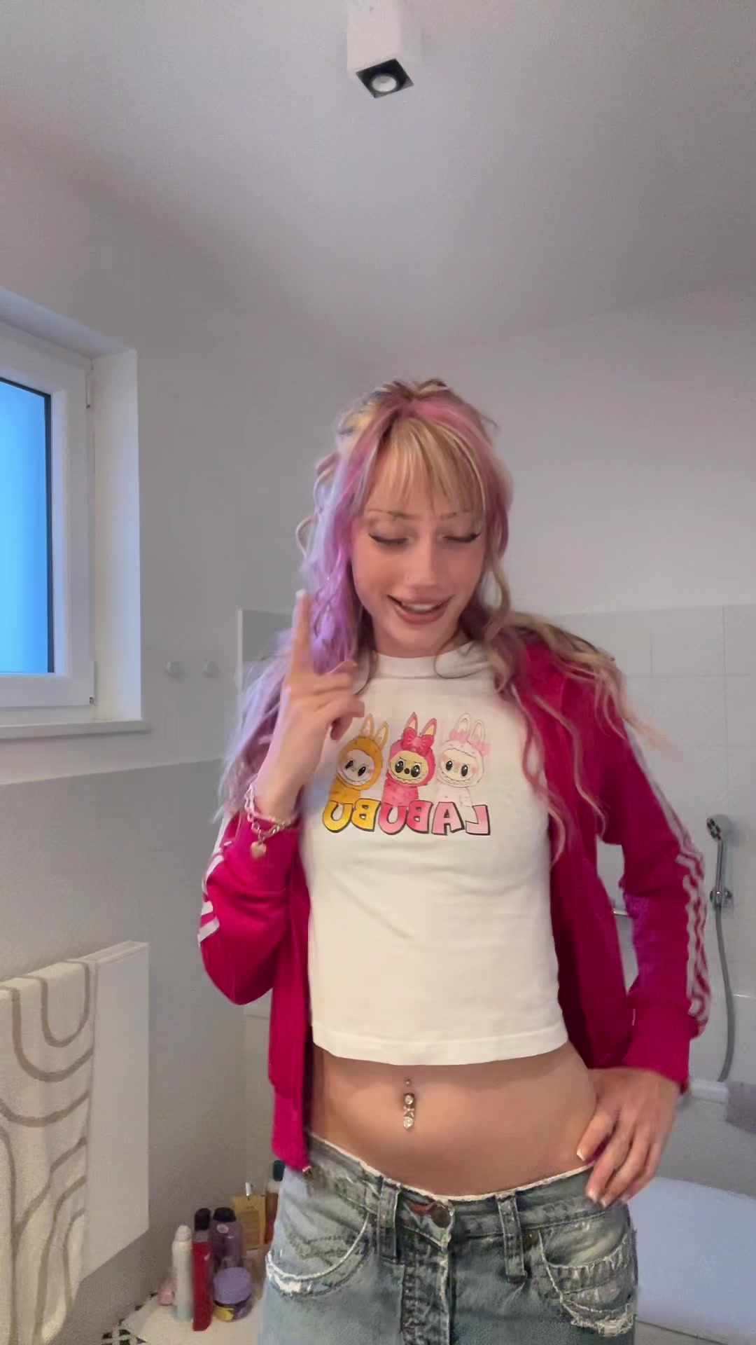 @👸🏼